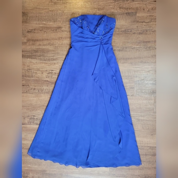 Golden Brides Dresses & Skirts - Golden Brides beaded bridesmaid/grad/prom dress